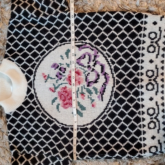 Vintage cottagecore floral sweater - Picture 7 of 9